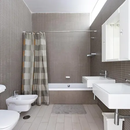 Hemeras Boutique Homes - Exclusive 5min Walk From Playa Del Duque فيلة